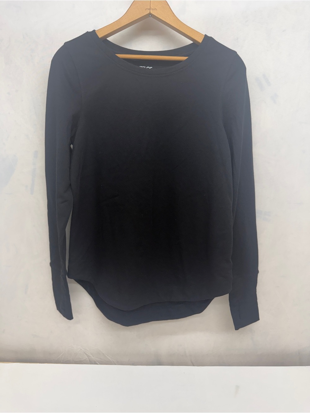 ZELOS Black Long-Sleeve Women's Tee
